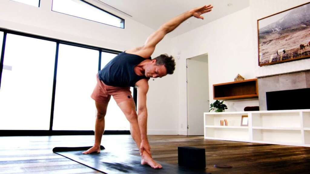 30min. Gentle Yoga “Slow Flow With Travis