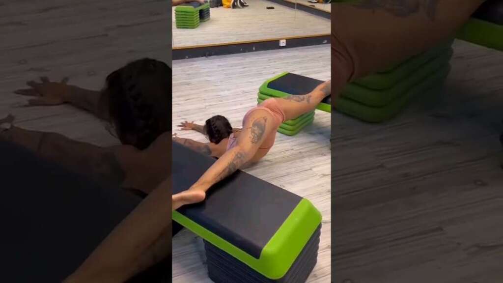 Morning Yoga Stretching Forearm Stand #shorts #NHB Vines #trending #short