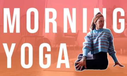Morning Yoga – 20 Minute Gentle Full Body Morning Stretches For Beginners