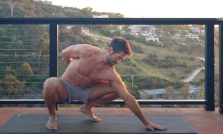 30 Min Morning Yoga Flow | Full Body Strength & Flexibility