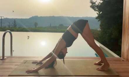 10 Min Morning Yoga | Slow Flow For Mindfulness