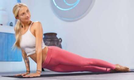 10 Min Morning Yoga Flow | Wake Up Your Flexibility, Mobility, & Quickly Prepare For A Perfect Day