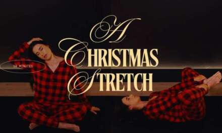 Christmas Morning Stretch: Cozy Pajama Routine For Gratitude And Peace 🕊️🙏🏼🎄