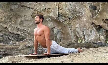 20 Min Morning Yoga Flow | Full Body Yoga Routine Day 1 30 Day Yoga Challenge