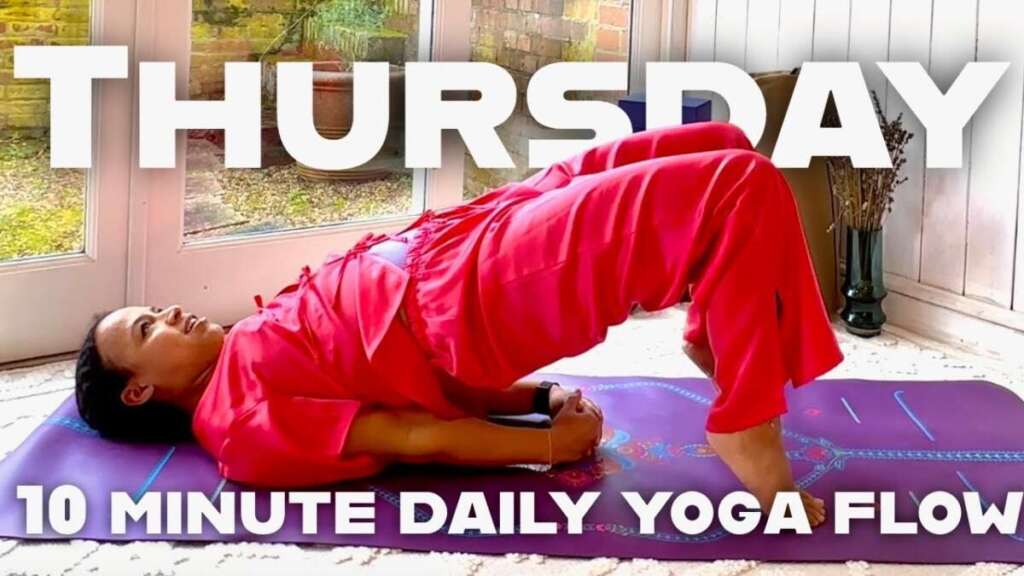 Thursday Morning Yoga In Pyjamas | 10 Minute Gratitude Flow For A Positive Day