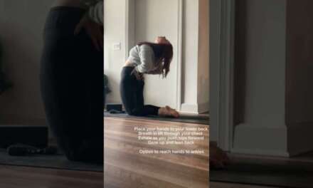 5 Minute Morning Yoga – Wake Up And Feel Energized