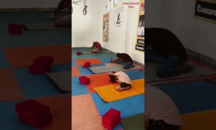 Daiy Morning Routines |Yoga Classes🧘‍♀️ Parakram Yoga Studio #shortsvideo #shorts #youtubeshorts