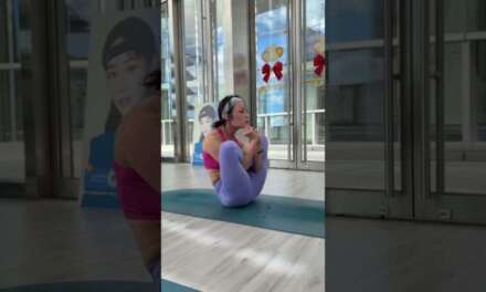 Morning Yoga 🧘 #fitness #morningexercise #shortvideo #shorts #viralvideo #travel #trending #usa