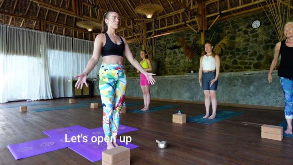 50 Minute Morning Yoga Flow | Strength, Flexibility & Stress Relief | Alamanda Yoga