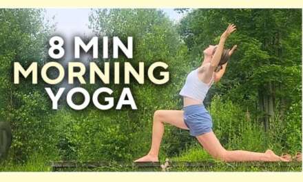8 Min Morning Yoga For Neck, Shoulders & Upper Back – UPPER BODY YOGA STRETCHES