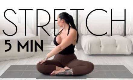 5 Min Morning Yoga To FEEL AMAZING