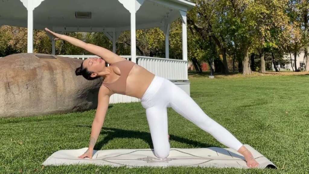 FEEL GOOD Morning Yoga Class Under 10 Minutes! (DAY 3)