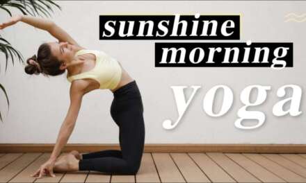 Yoga Morgenroutine Für Anfänger | Kraft & Energie Für Den Tag | Klar Und Wach In 15 Minuten