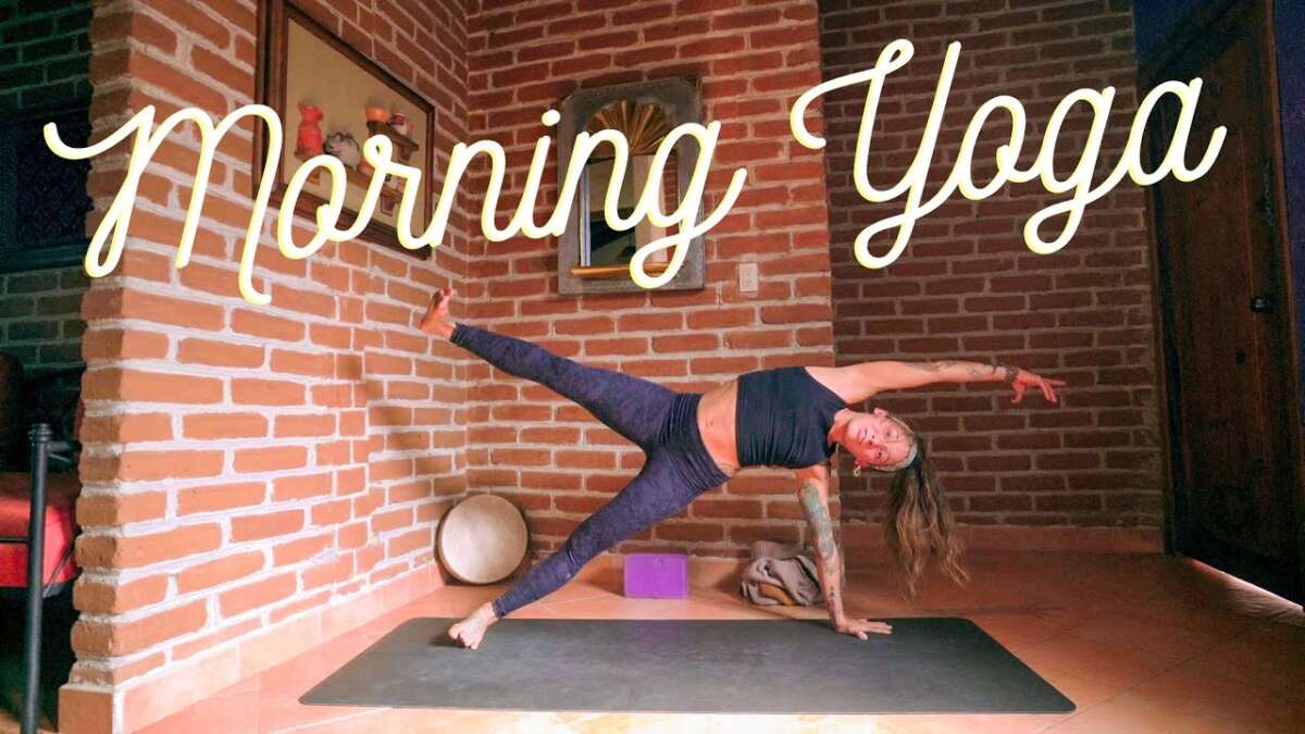 Morning Yoga For Energy – 30 Min Full Body Stretch Flow For Waking Up