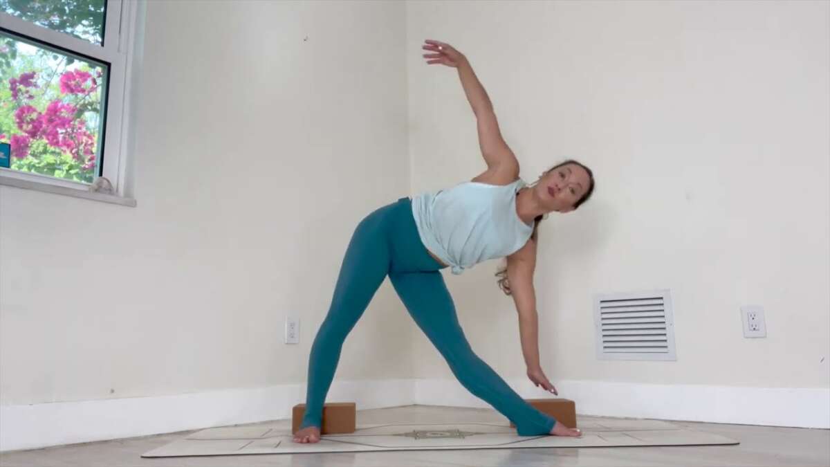 Ashtanga Yoga For Beginners — Four Part Series, Class 3
