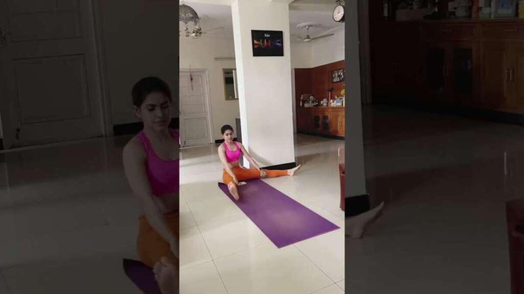 Morning Workout | Yoga Flow #shorts #yoga #fitness