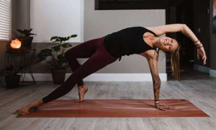 30 Minute Morning Yoga For Healthy And Strong Hips
