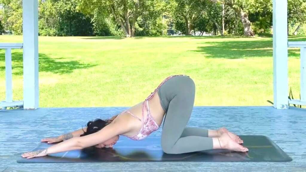 The Best 13 Min Morning Stretch To Start Your Day!