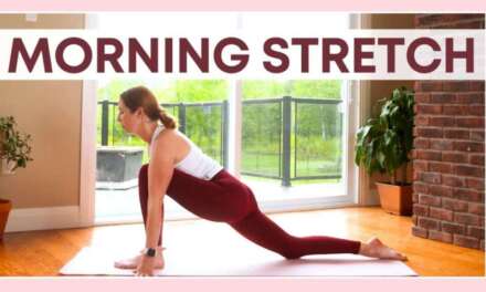 20 Min Morning Yin Yoga – Wake Up & STRETCH! (NO PROPS)